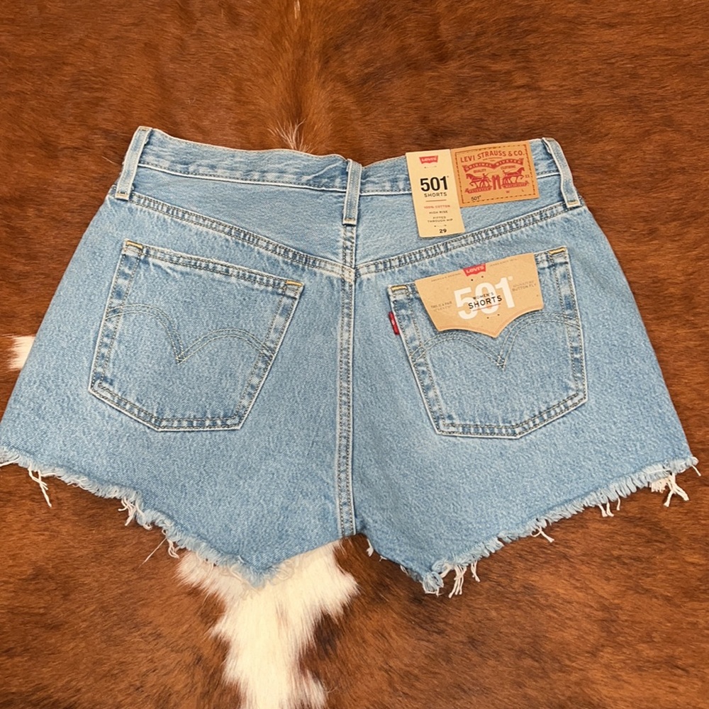 Brand New Levi’s 501 Shorts!
